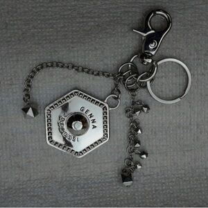 Genna De Rossi Silver Keychain